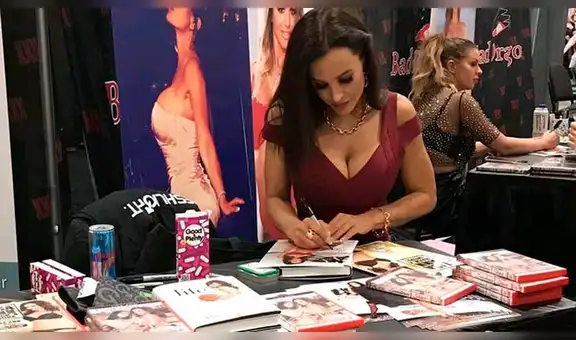 Facebook: Lisa Ann es confundida con escritora peruana y causa furor en las redes [FOTOS]