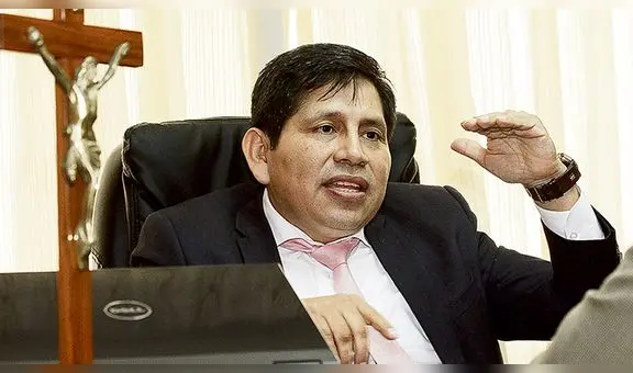 Exfiscal Abel Concha es el único en juicio por tráfico de influencias y piden 9 años de cárcel