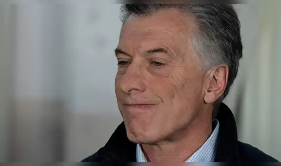 Argentina: moneda sigue en caída pese a plan para retrasar pago de deuda