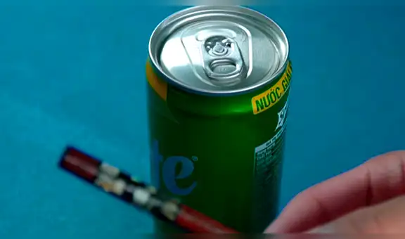 Revelan insólito ‘truco’ para abrir lata de cerveza y genera furor en miles [VIDEO]