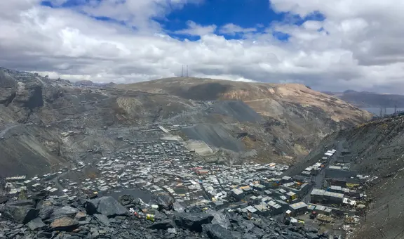 Puno: policía y agente de seguridad mueren a manos de turba, acusados de delinquir en La Rinconada