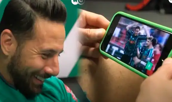 Claudio Pizarro se emocionó al rememorar su primer gol en Bundesliga [VIDEO]