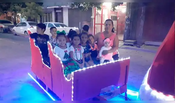 Hombre se convierte en 'Papa Noel’ y regala paseos en mototaxi navideña en México [VIDEO] 