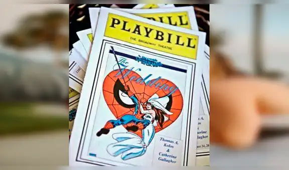 Pareja tiene boda temática de Spiderman y recrean varias viñetas del cómic [FOTOS]