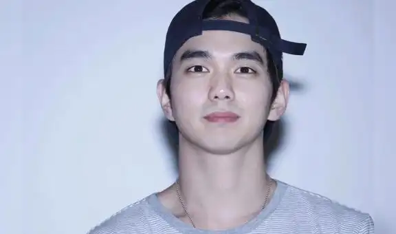 Yoo Seung Ho estrena look y fans le dan tip para que pueda lucir ‘perfecto’