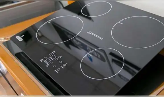 Minem y ENEL lanzan proyecto piloto para incentivar uso de cocinas de inducción en hogares