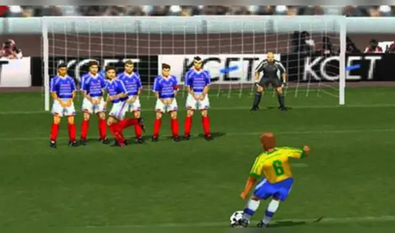 Winning Eleven 3: ¿cuál es el verdadero motivo de poner a Roberto Carlos como delantero junto a Ronaldo? [VIDEO]