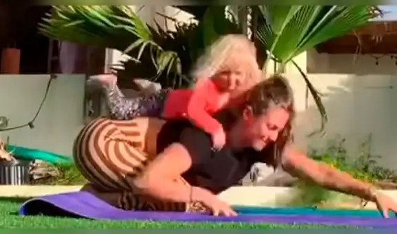 Mujer intenta hacer yoga, pero su hija llega y le roba el ‘show’ con sus travesuras [VIDEO]