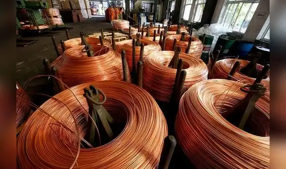 Cobre sube luego de que China prometiera estímulos económicos y política monetaria más flexible