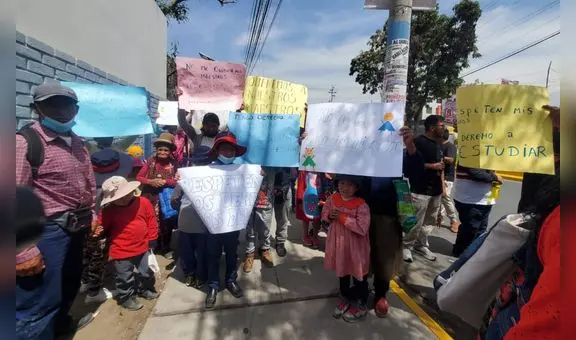Padres de 86 niños temen quedarse sin colegio por reducción de docentes en Arequipa