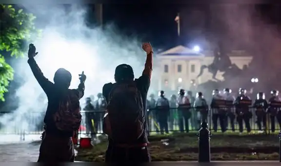 “Los peores disturbios” desde el asesinato de Luther King: continúa la ira en EE. UU. 