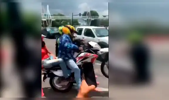 YouTube viral: motociclista trata de huir de operativo y el karma le da una severa lección [VIDEO]