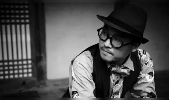 El cantante Kim Gun Mo acusado de agredir sexualmente a una mujer