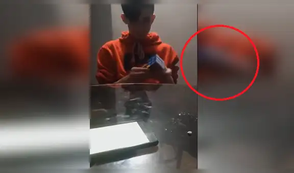 YouTube viral: preciso momento en que 'niña fantasma' aparece y asusta a joven en Chile [VIDEO]