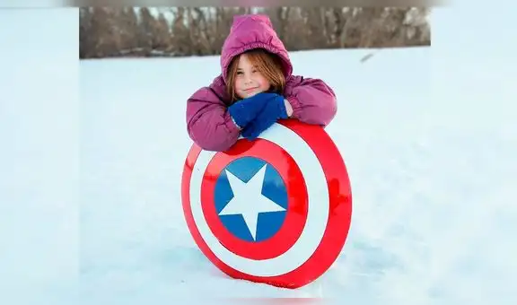 Marvel: Morgan Stark sí usó el escudo del Cap. como trineo pese a que su papá se lo prohibió