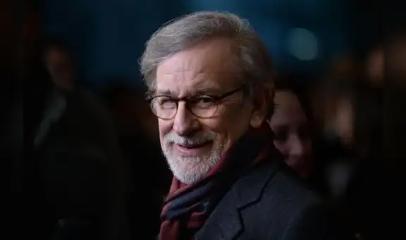 Spielberg lanza cineblub virtual
