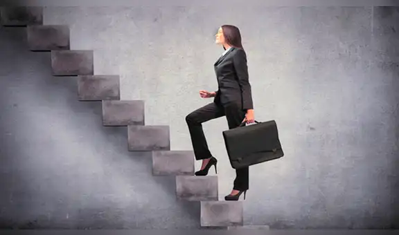 Perú sube al puesto 117 en ránking de oportunidades de liderazgo para las mujeres