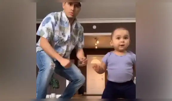 Bebé baila ‘Kulikitaka’ junto a su padre y deja a todos sorprendidos con su increíble talento [VIDEO]
