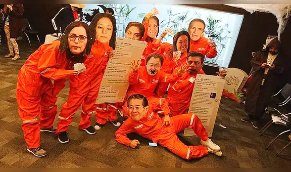 Facebook Viral: Grupo se disfrazó de fujimoritas por fiesta de Halloween y sorprender a todo el mundo [VIDEO] 
