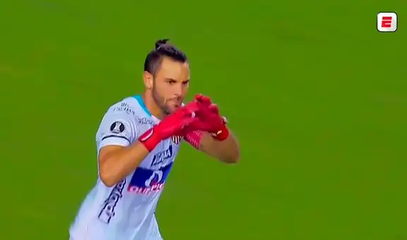 ¡A lo Ronaldinho! Arquero de Junior marca golazo de tiro libre ante Barcelona [VIDEO]