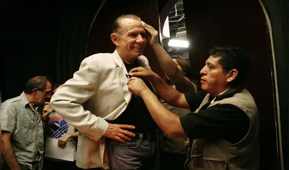 El outsider, el libro de los aventureros en política