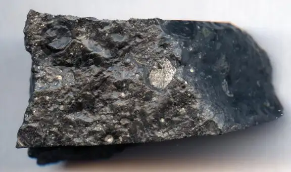 Meteorito marciano revela el posible origen del agua en el planeta rojo