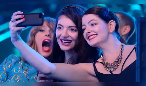 Instagram: Las 6 posturas más odiadas para selfies [FOTOS]