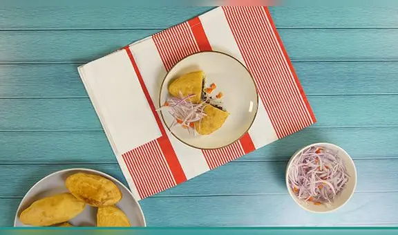 Casero: ¿Cómo se cocina la papa rellena con sangrecita?