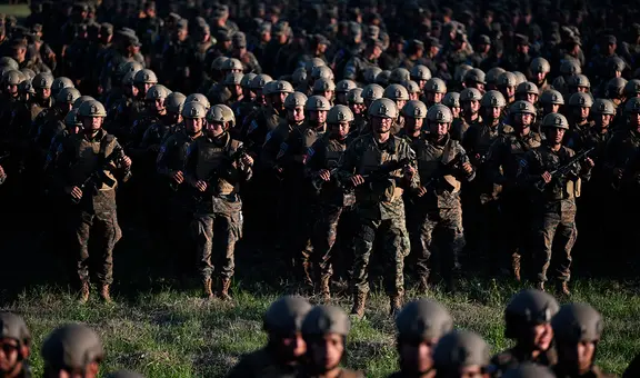 Nayib Bukele confirma despliegue de 10.000 efectivos para acabar con amenaza de pandillas