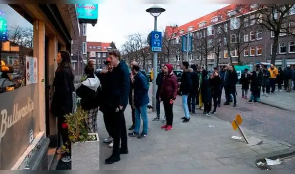 Ciudadanos hacen largas colas para comprar marihuana ante aislamiento por coronavirus
