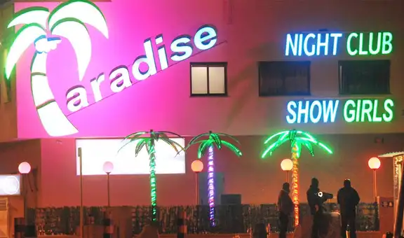 ¿Cómo es El Paradise, el prostíbulo más grande de Europa ubicado entre España y Francia?