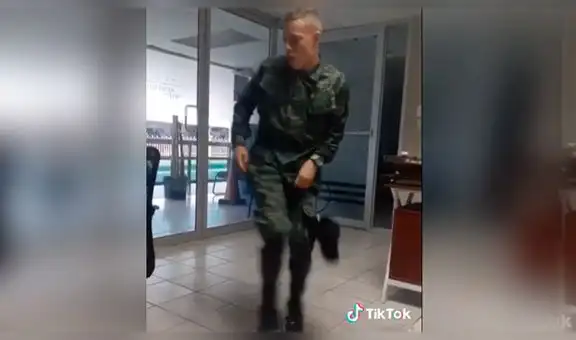 Militar hace reto de baile para TikTok y es expulsado del Ejército [VIDEO]