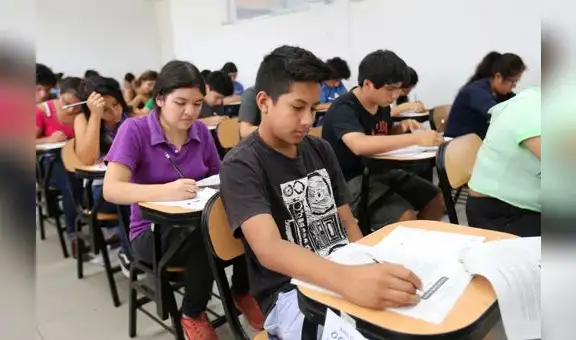 ¿Cuántos jóvenes en Perú no continuarán estudios por bajos recursos económicos?