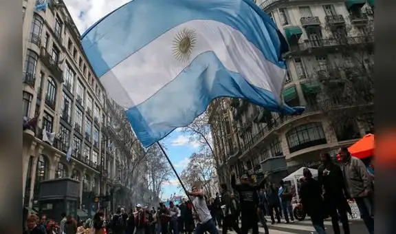 Argentina: la lucha de trabajadores por recuperar empresas en medio de la crisis