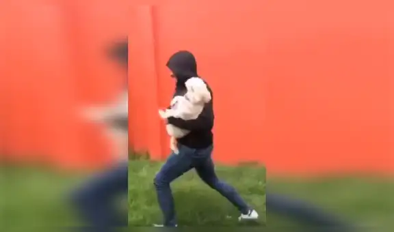 Joven enseña a su perro a pedir ayuda en caso una persona desconocida se lo lleve [VIDEO]