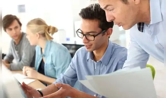 Seguros: ¿Cómo están protegidos los practicantes pre y profesionales?