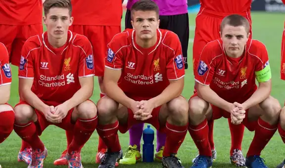 Excanterano del Liverpool confiesa que lesionó a un compañero para debutar con el primer equipo