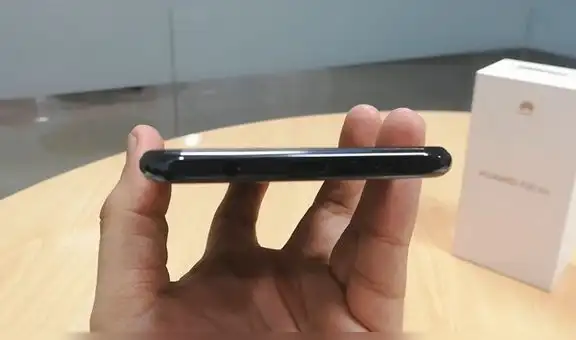 Huawei P30 Lite: unboxing revela todo sobre el nuevo smartphone de gama media con triple cámara [VIDEO]