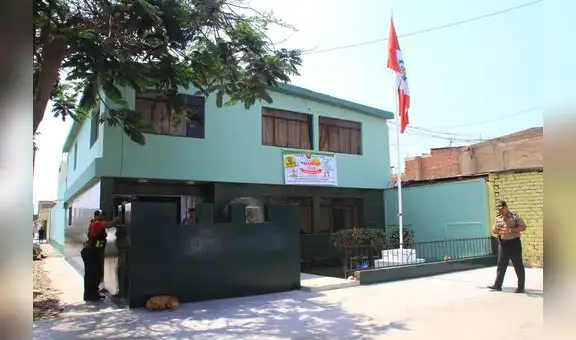 Trujillo: Policía interviene a 4 sujetos que escondían una pistola en un automóvil