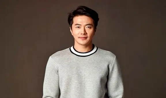 Kwon Sang Woo de Escalera al cielo se recupera tras cirugía al tobillo
