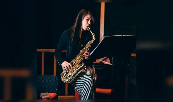 Muestran heridas de saxofonista oaxaqueña atacada con ácido [FOTOS]