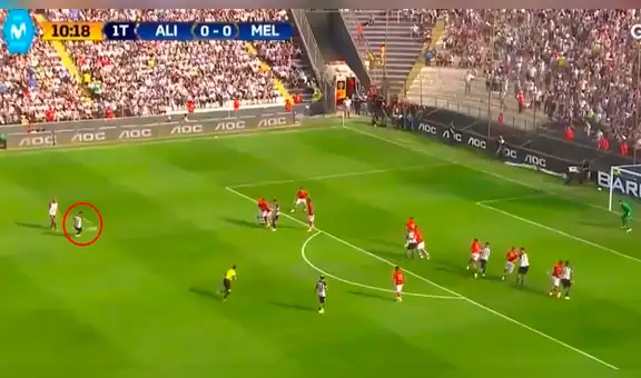 Alianza Lima vs Melgar: Cruzado trató de sorprender a Penny de tiro libre [VIDEO]