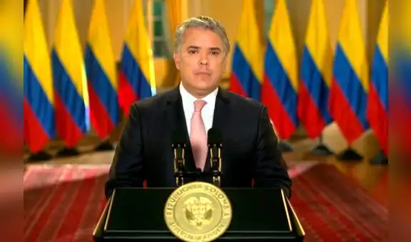 Presidente de Colombia pide que elecciones en Perú se realicen en abril de 2021
