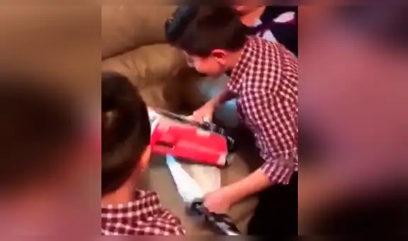 Niño piensa que le dieron una Nintendo Switch por Navidad, pero al abrir el regalo queda decepcionado [VIDEO]