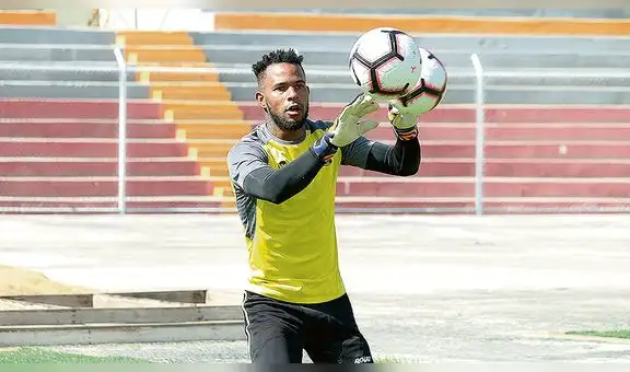 Carlos Cáceda en lista final de Copa América