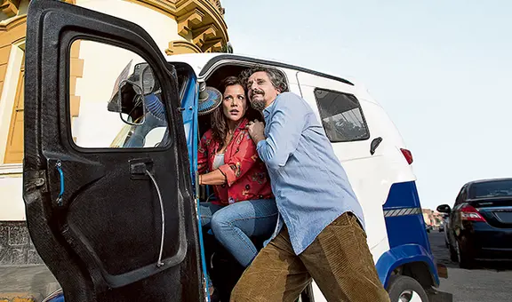 Rómulo y Julita, un amor en mototaxi [VIDEO Y AFICHE]