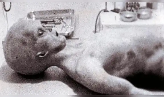 Productor de cine afirma conocer la verdad detrás de la autopsia al extraterrestre de Roswell
