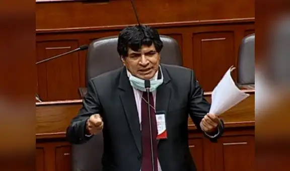 Acción Popular propone vacancia de gobernadores y alcaldes corruptos en plena pandemia