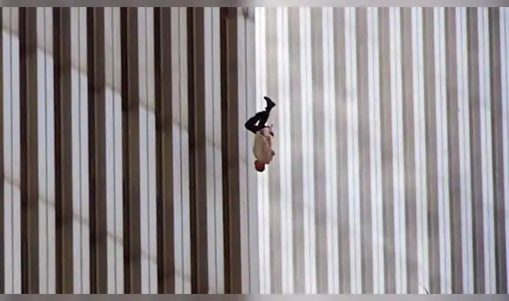 Tragedia del 11-S: la historia detrás de la foto que retrata al ‘hombre que cae’ desde una torre gemela