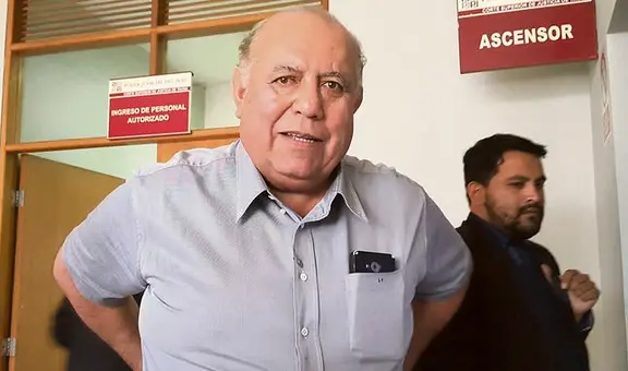 Poder Judicial ordena reponer a Luis Torres Robledo en el cargo de gobernador de Tacna